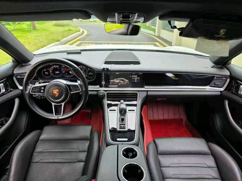 18年佛山保时捷帕拉梅拉