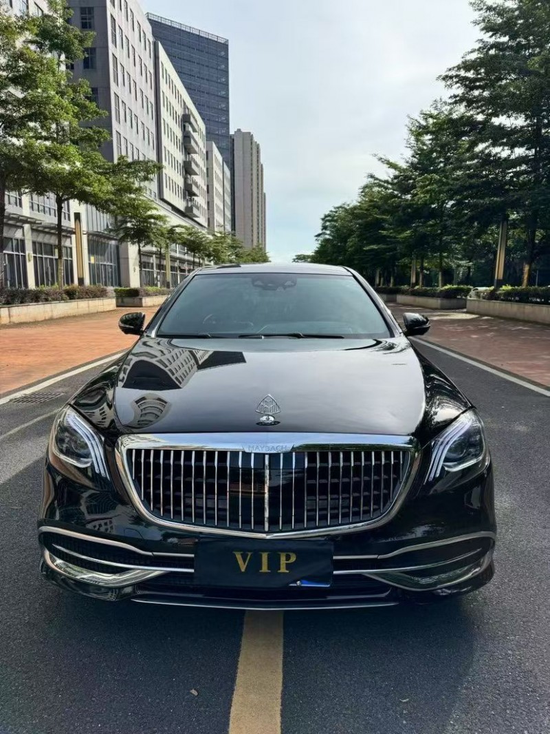 17年汕头奔驰迈巴赫S级