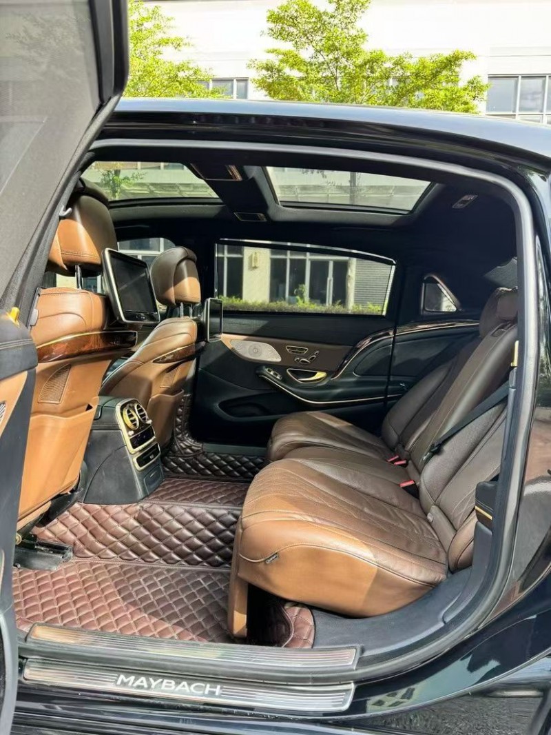 17年汕头奔驰迈巴赫S级