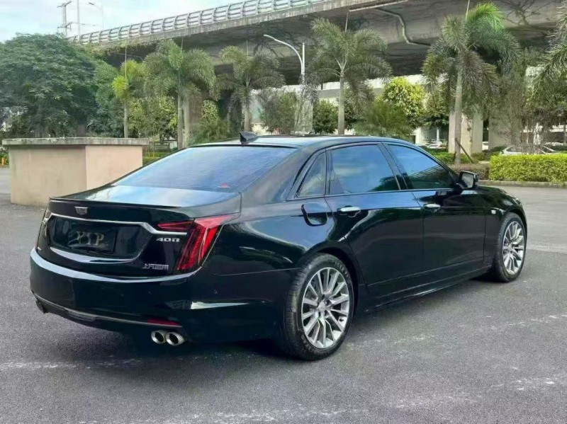 22年厦门凯迪拉克CT6