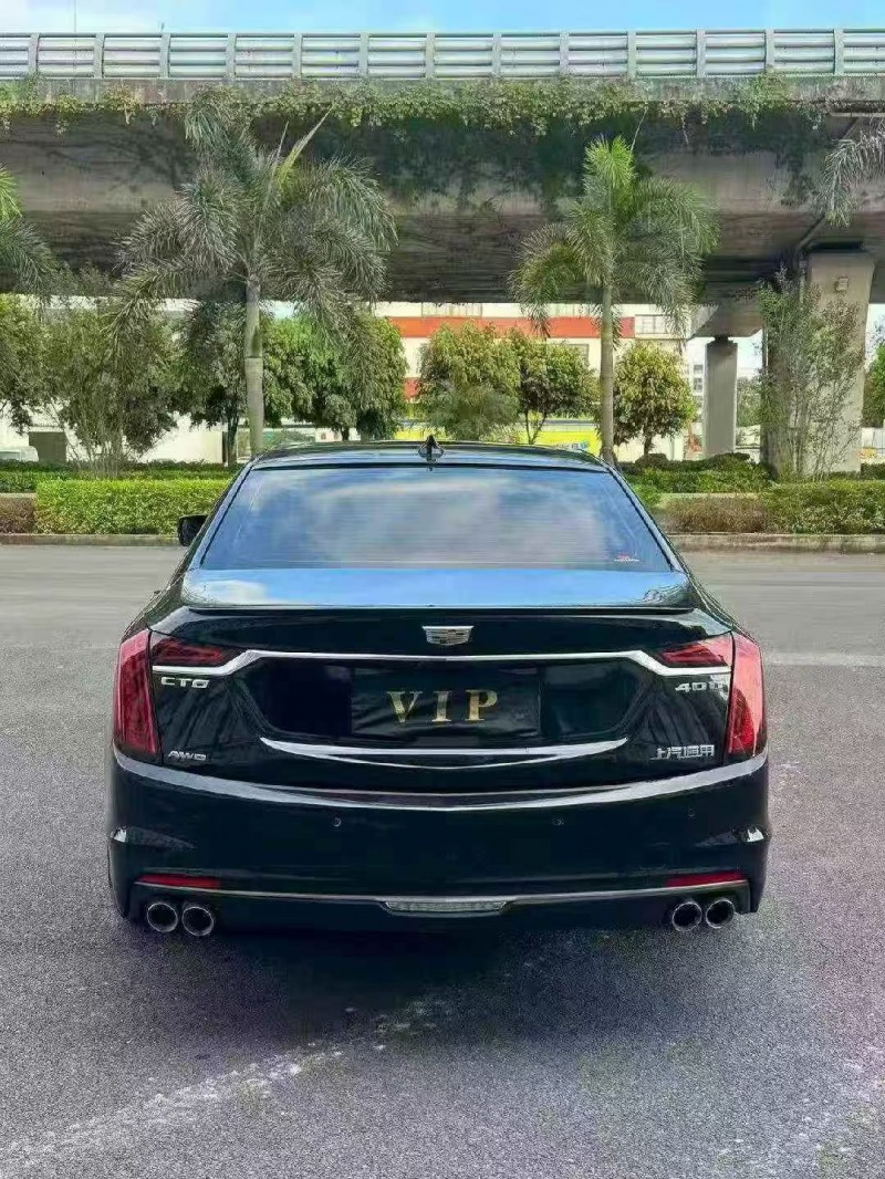 22年厦门凯迪拉克CT6