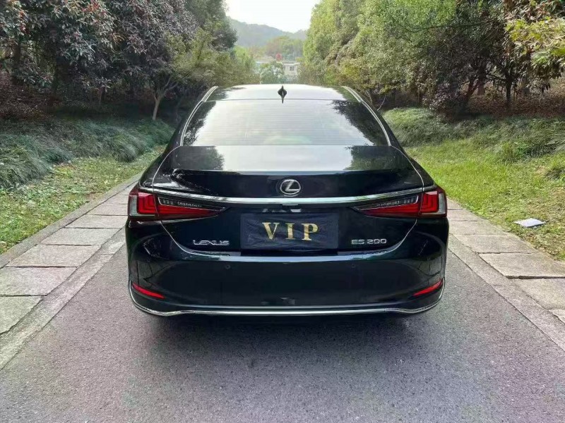 24年宁波雷克萨斯ES