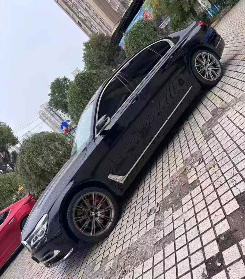 17年长沙宝马7系