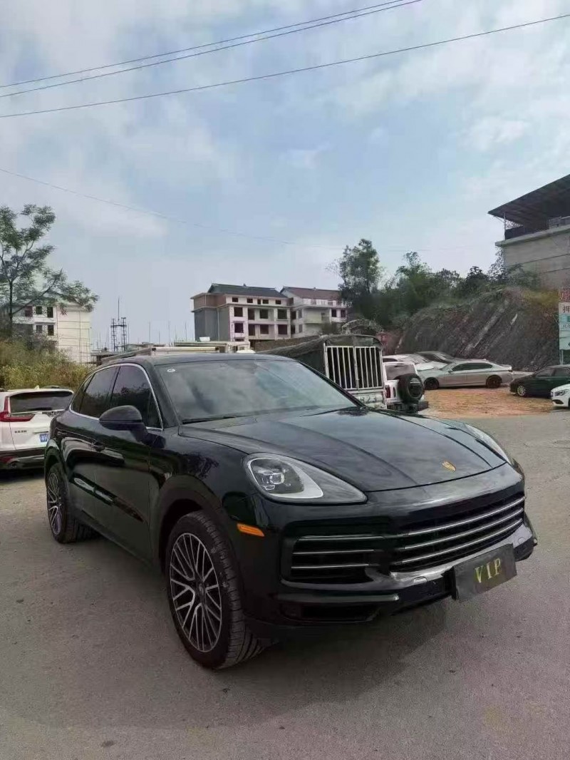 22年常德保时捷卡宴