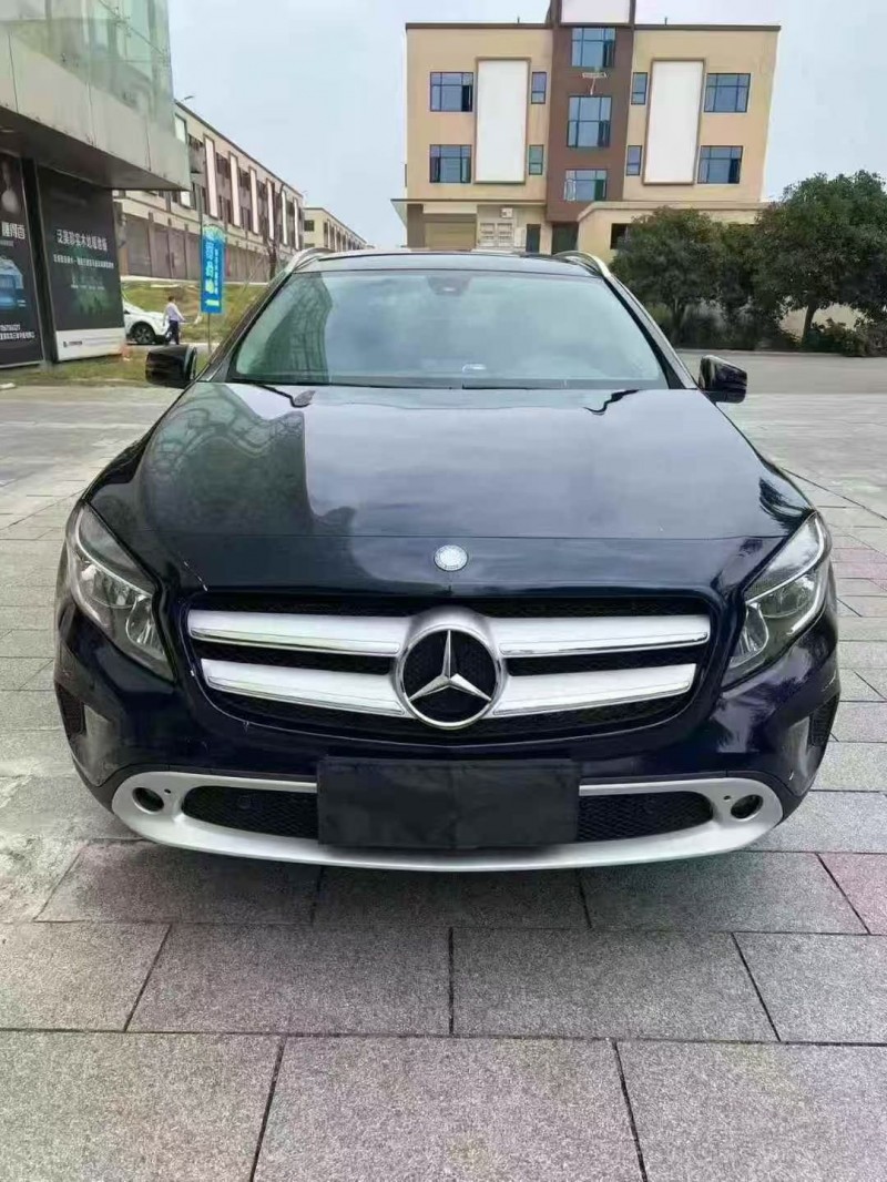 15年岳阳奔驰GLA