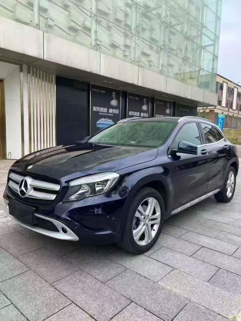 15年岳阳奔驰GLA