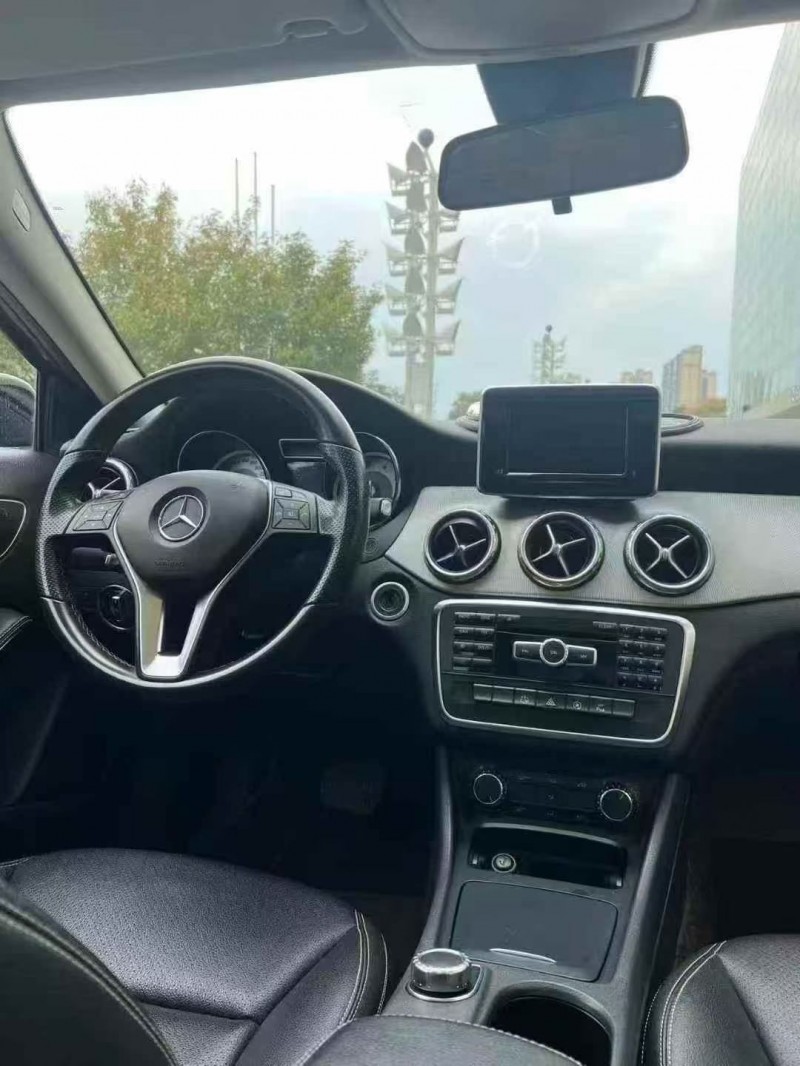 15年岳阳奔驰GLA