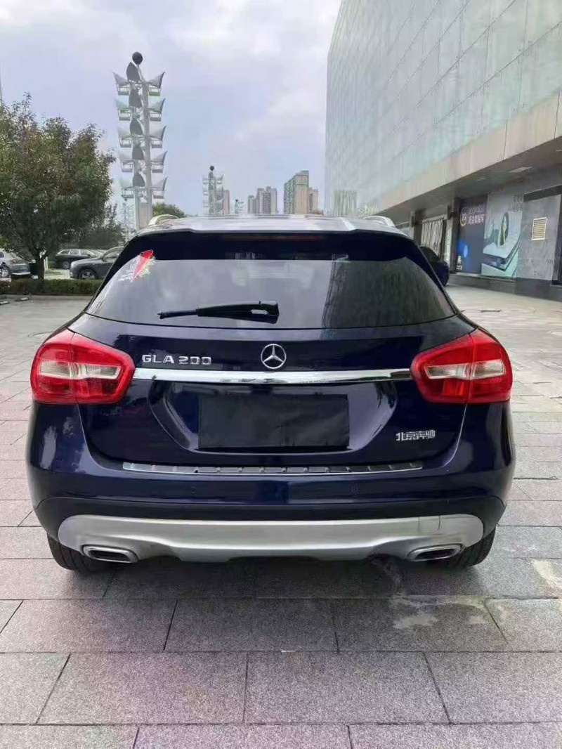 15年岳阳奔驰GLA