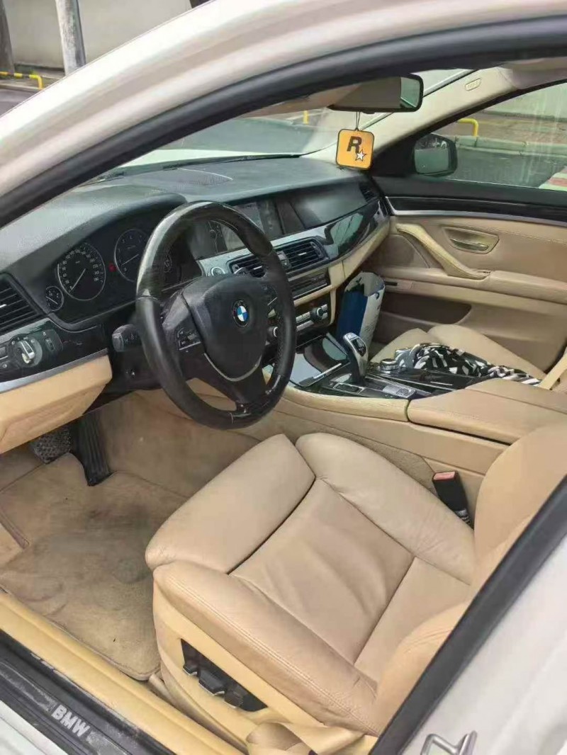 12年铜陵宝马5系