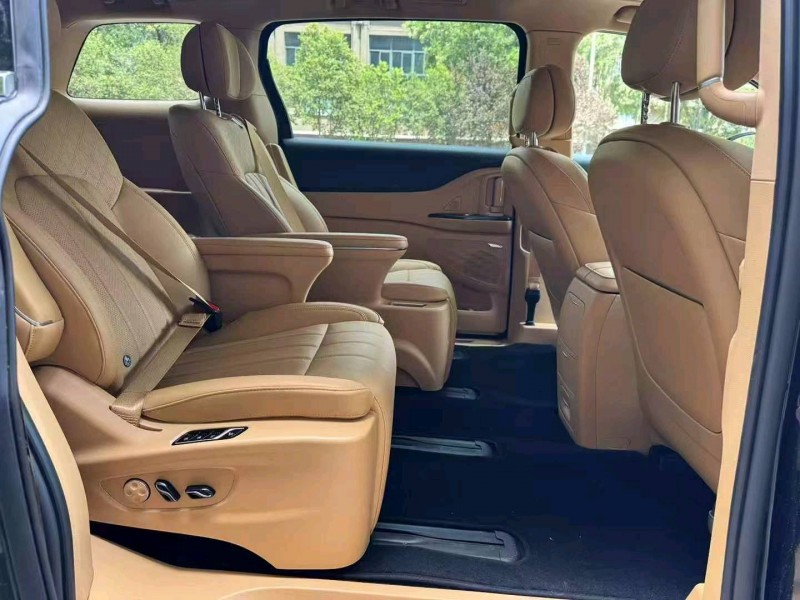 25年宝鸡岚图汽车梦想家