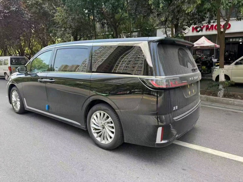 25年宝鸡岚图汽车梦想家