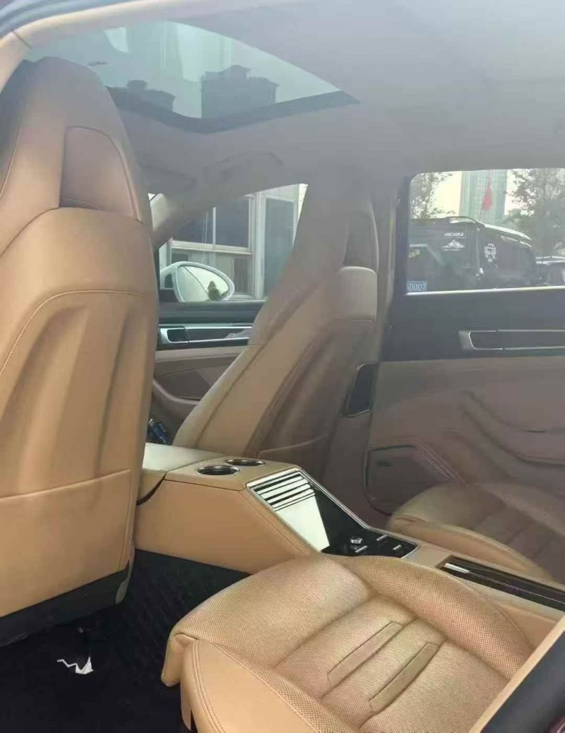 18年邵阳保时捷帕拉梅拉