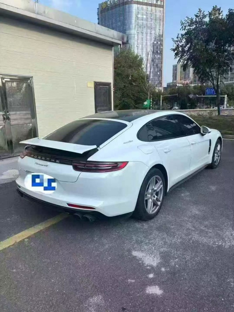 18年邵阳保时捷帕拉梅拉