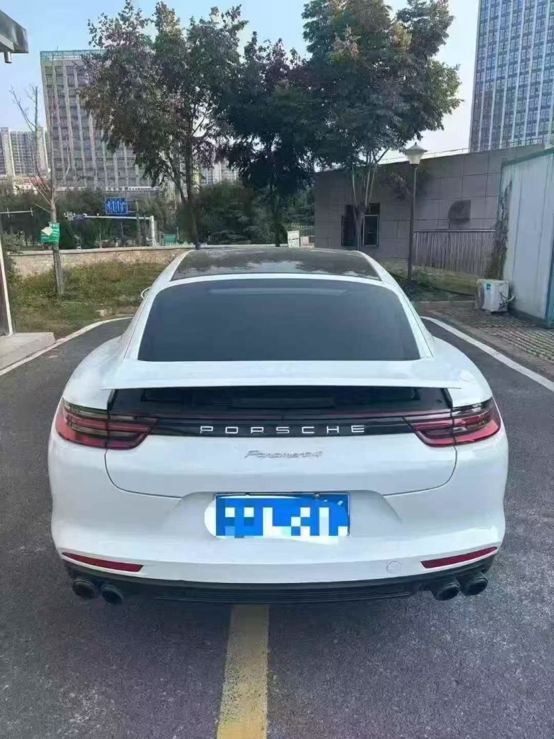 18年邵阳保时捷帕拉梅拉