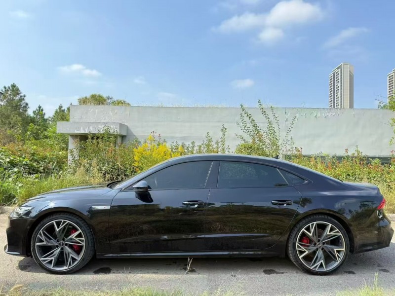 23年武汉奥迪A7L