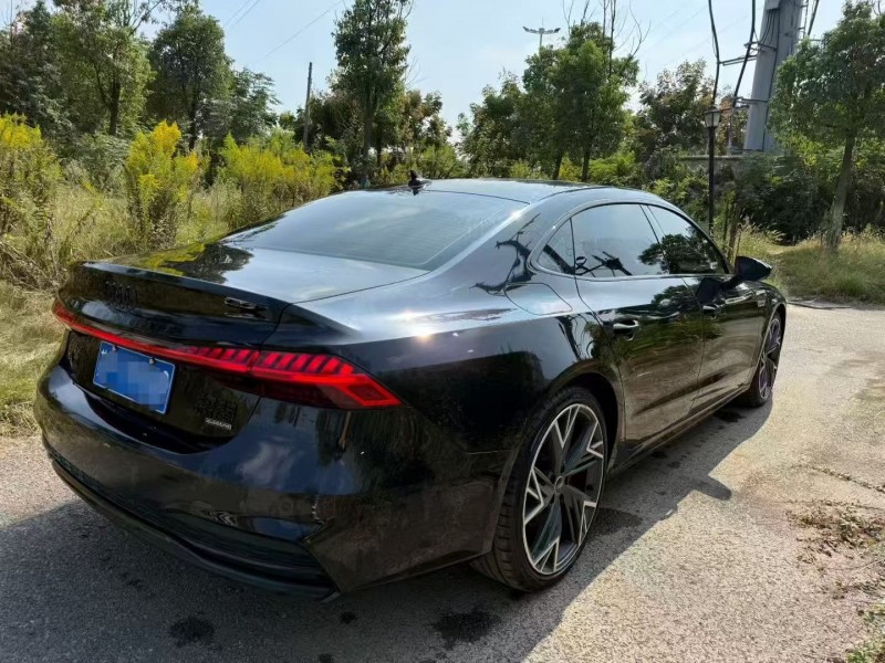 23年武汉奥迪A7L