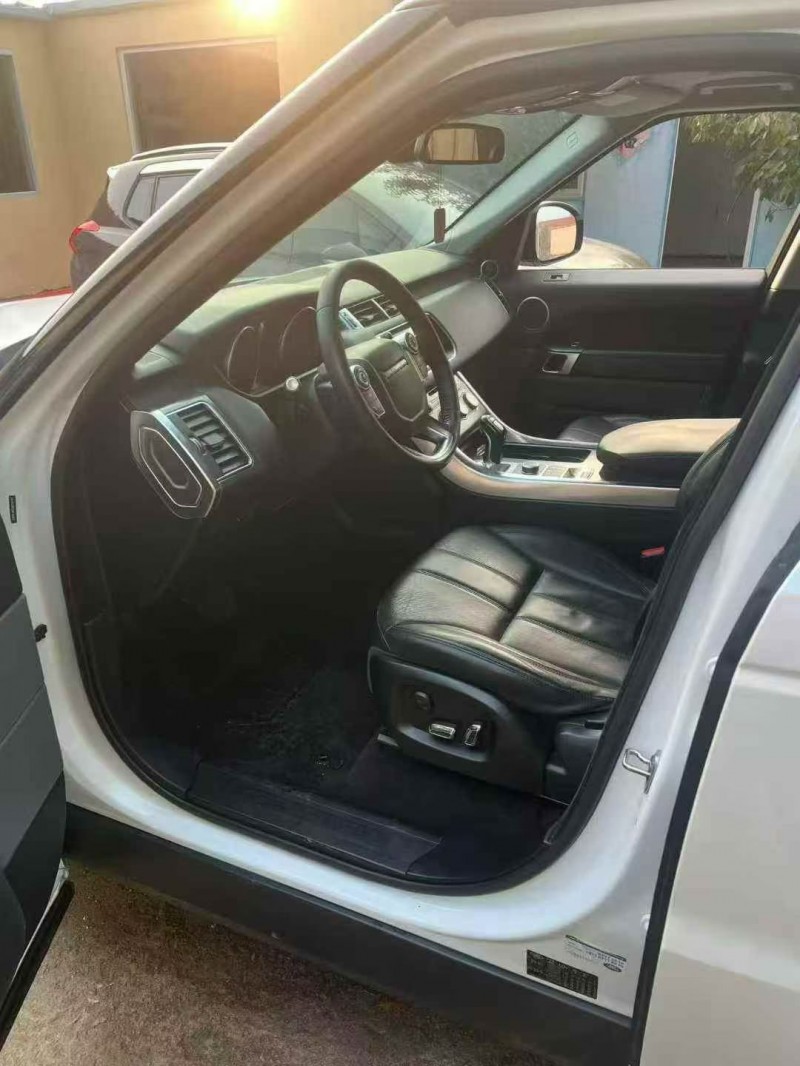 18年日照路虎揽胜运动