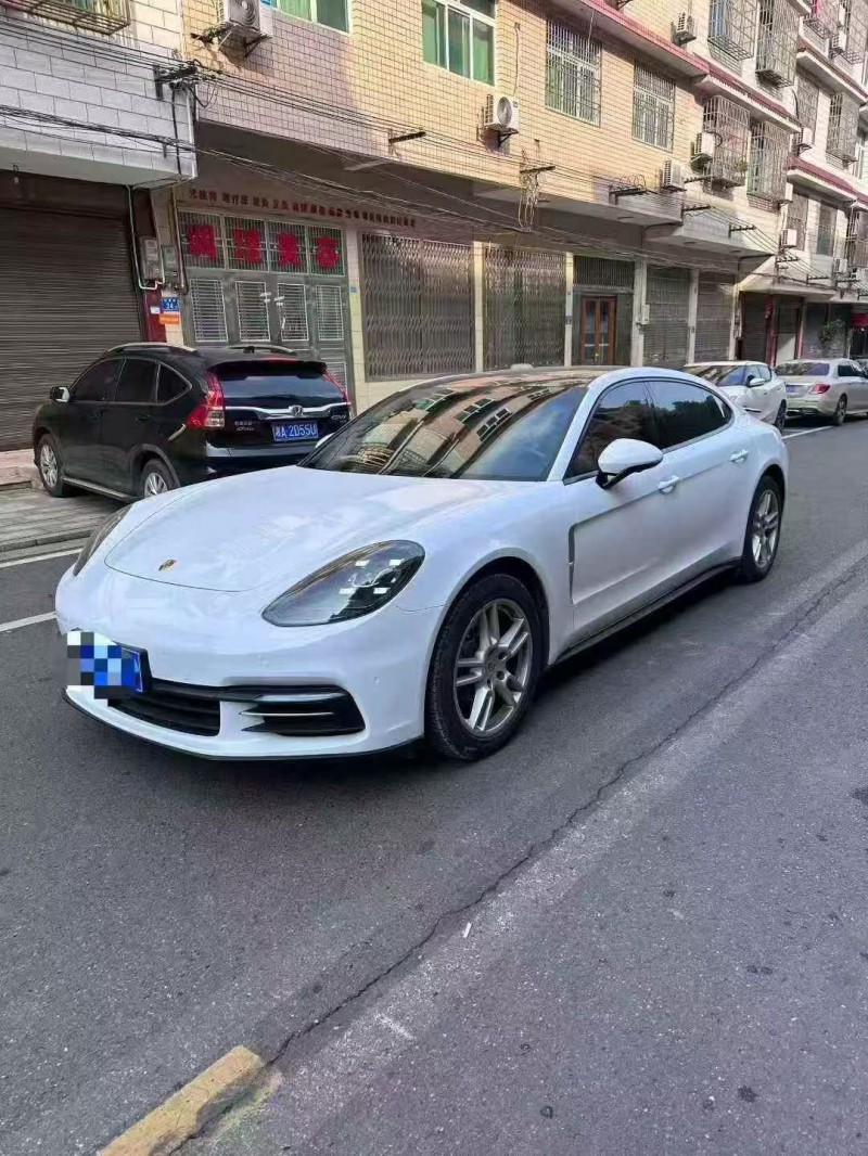 18年湘潭保时捷帕拉梅拉