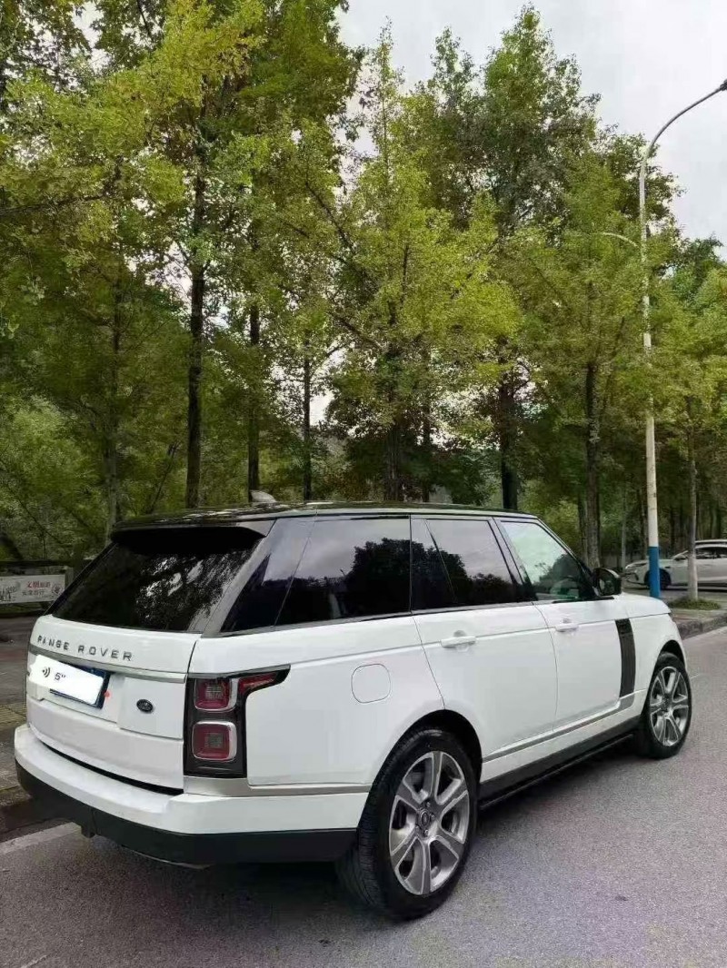 19年重庆市路虎揽胜