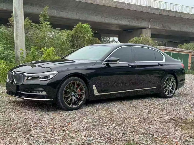 17年衡阳宝马7系