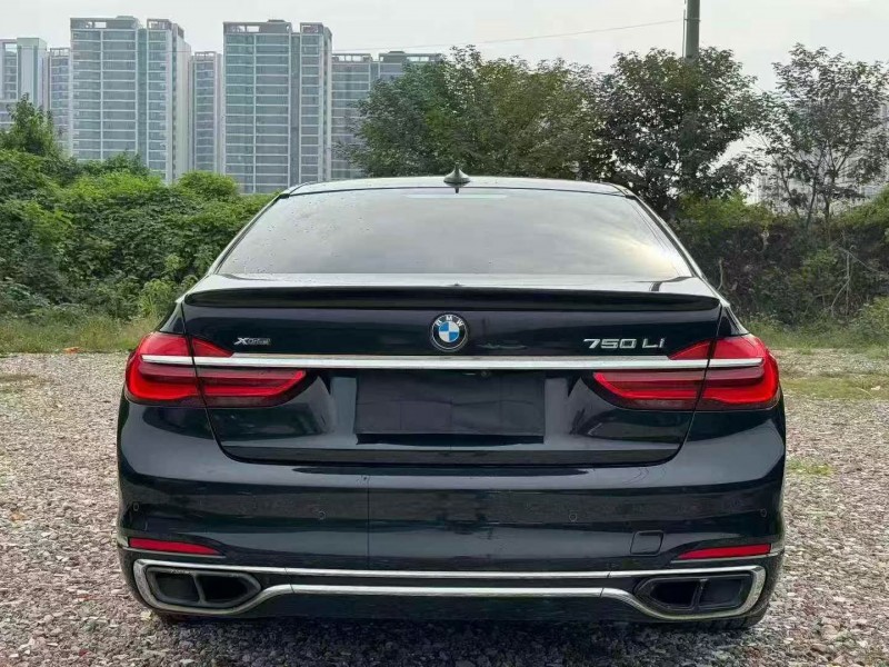 17年衡阳宝马7系