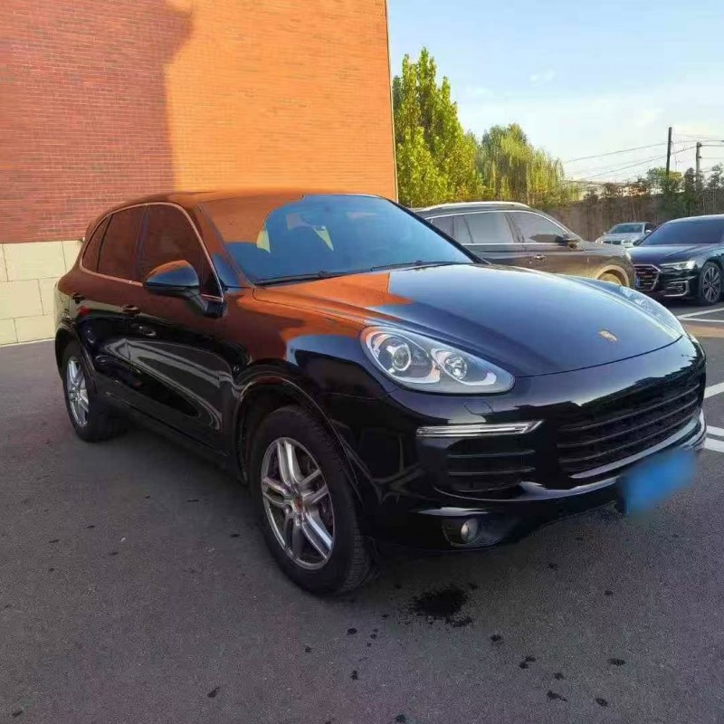 18年秦皇岛保时捷卡宴