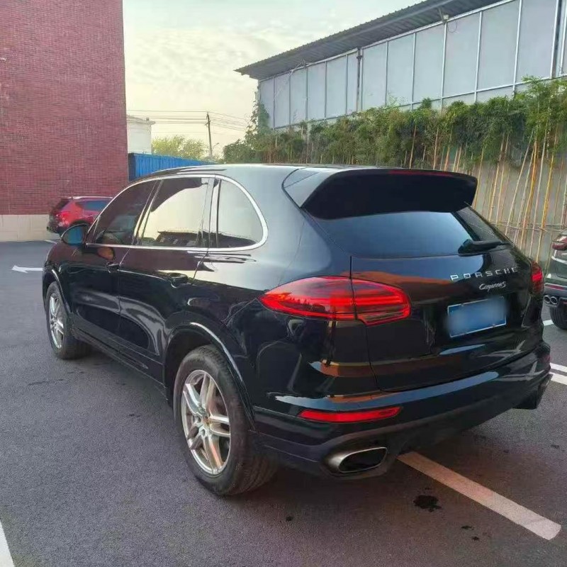 18年秦皇岛保时捷卡宴