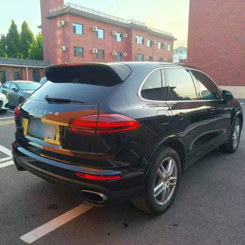 18年秦皇岛保时捷卡宴