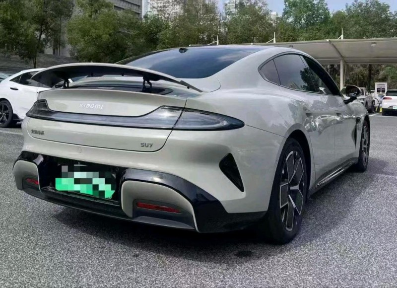 24年张家界小米SU7