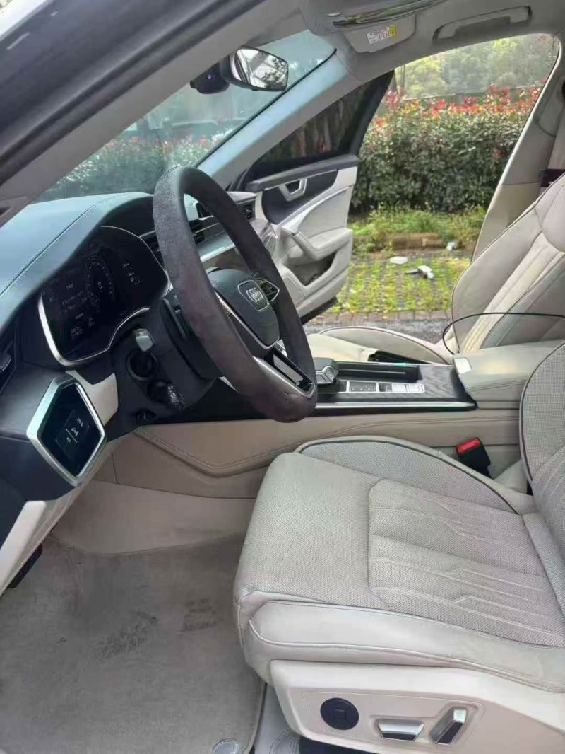 23年襄阳奥迪A6L