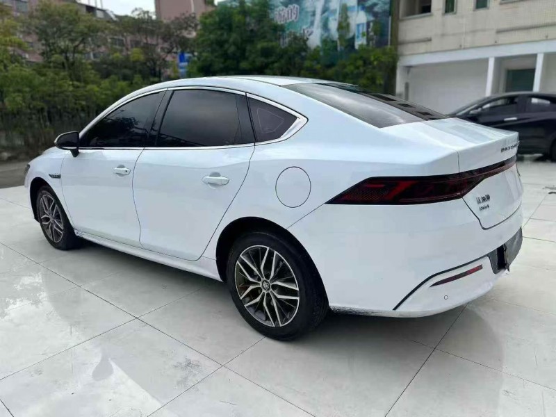 24年深圳比亚迪秦