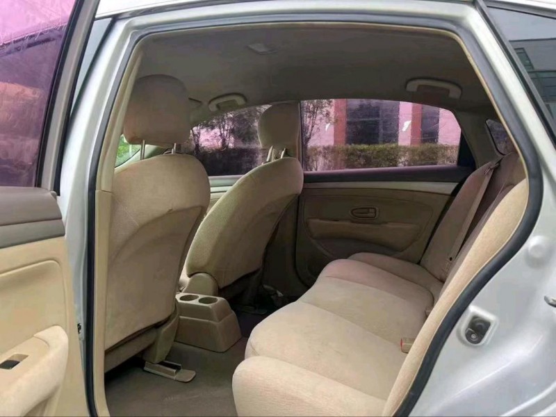 16年广州日产轩逸