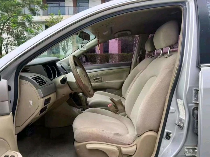 16年广州日产轩逸