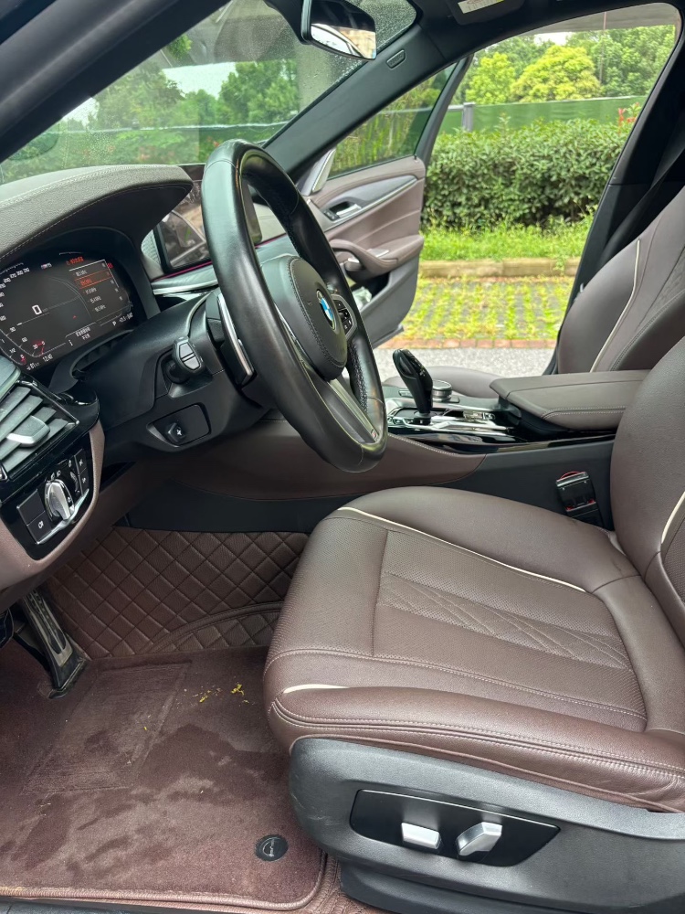 21年襄阳宝马5系