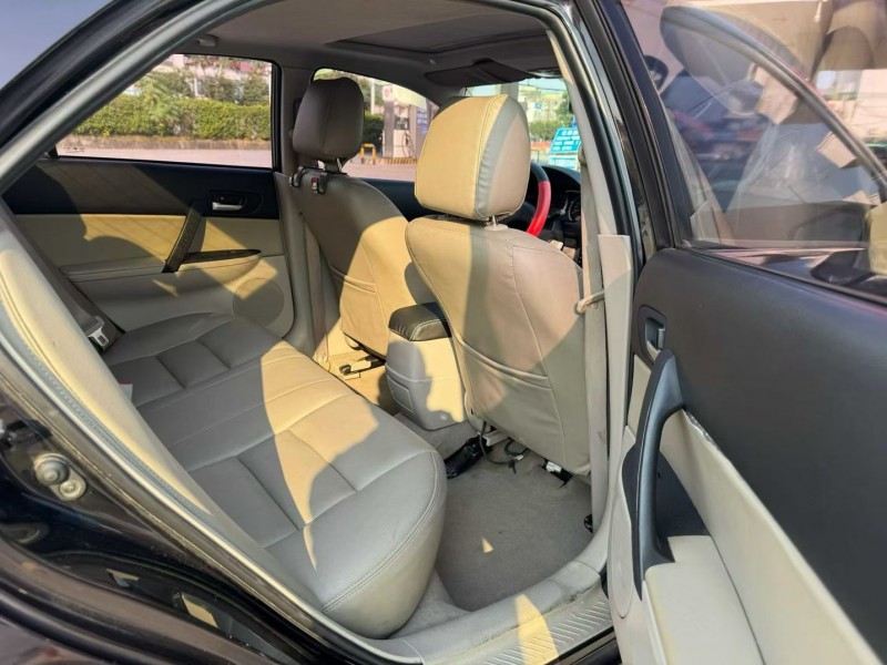 13年广州马自达6