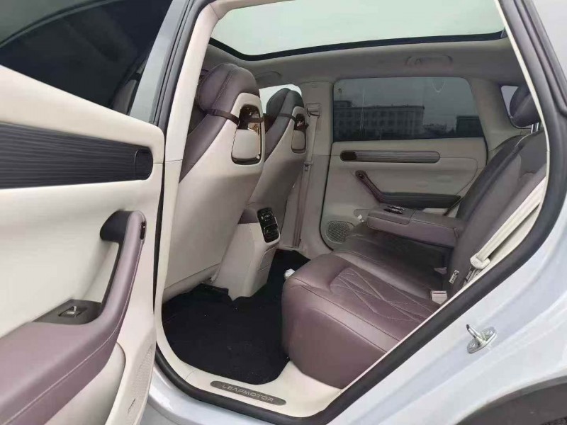 24年无锡零跑汽车C11