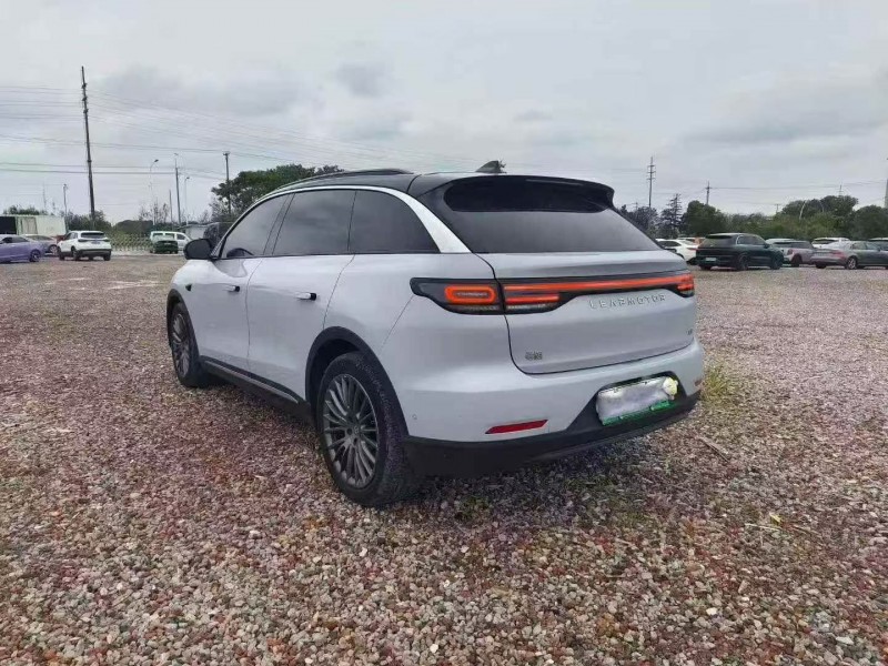 24年无锡零跑汽车C11