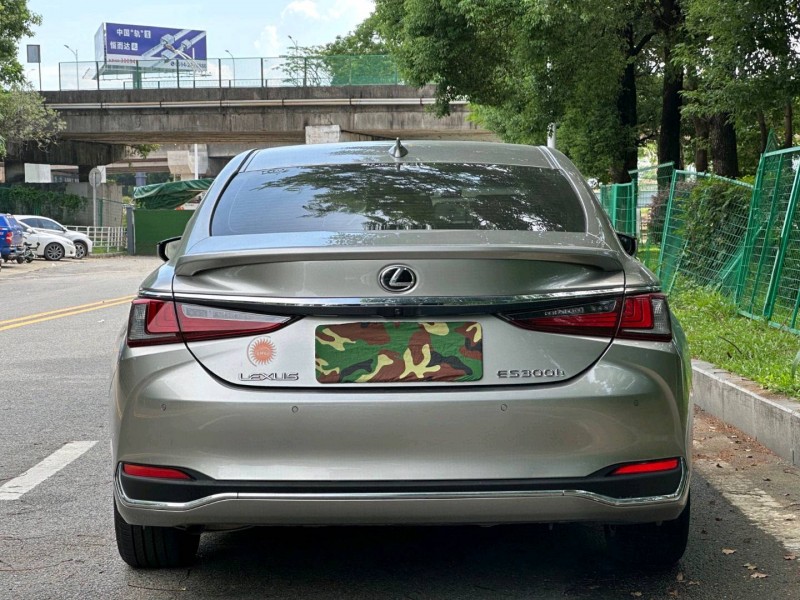 24年东莞市雷克萨斯ES