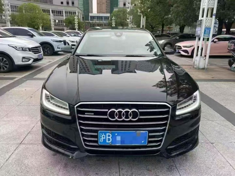 17年徐州奥迪A8L