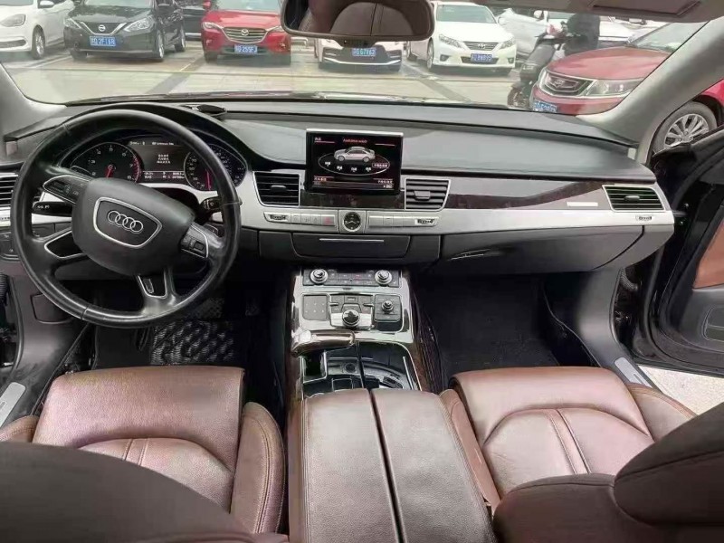 17年徐州奥迪A8L