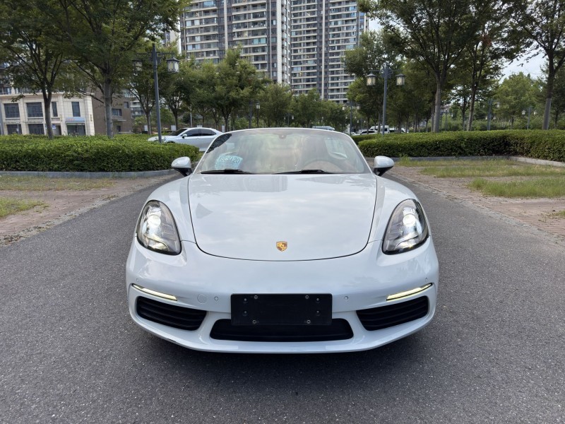 21年盐城保时捷718