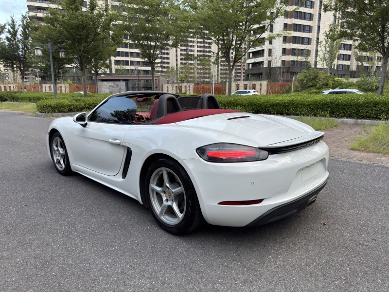 21年盐城保时捷718