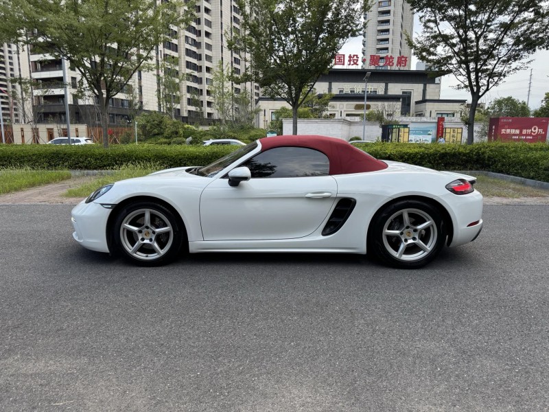 21年盐城保时捷718