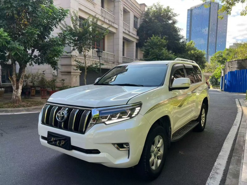 10年珠海丰田普拉多