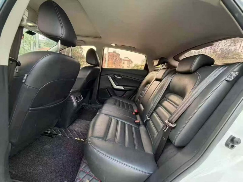 17年珠海启辰T90