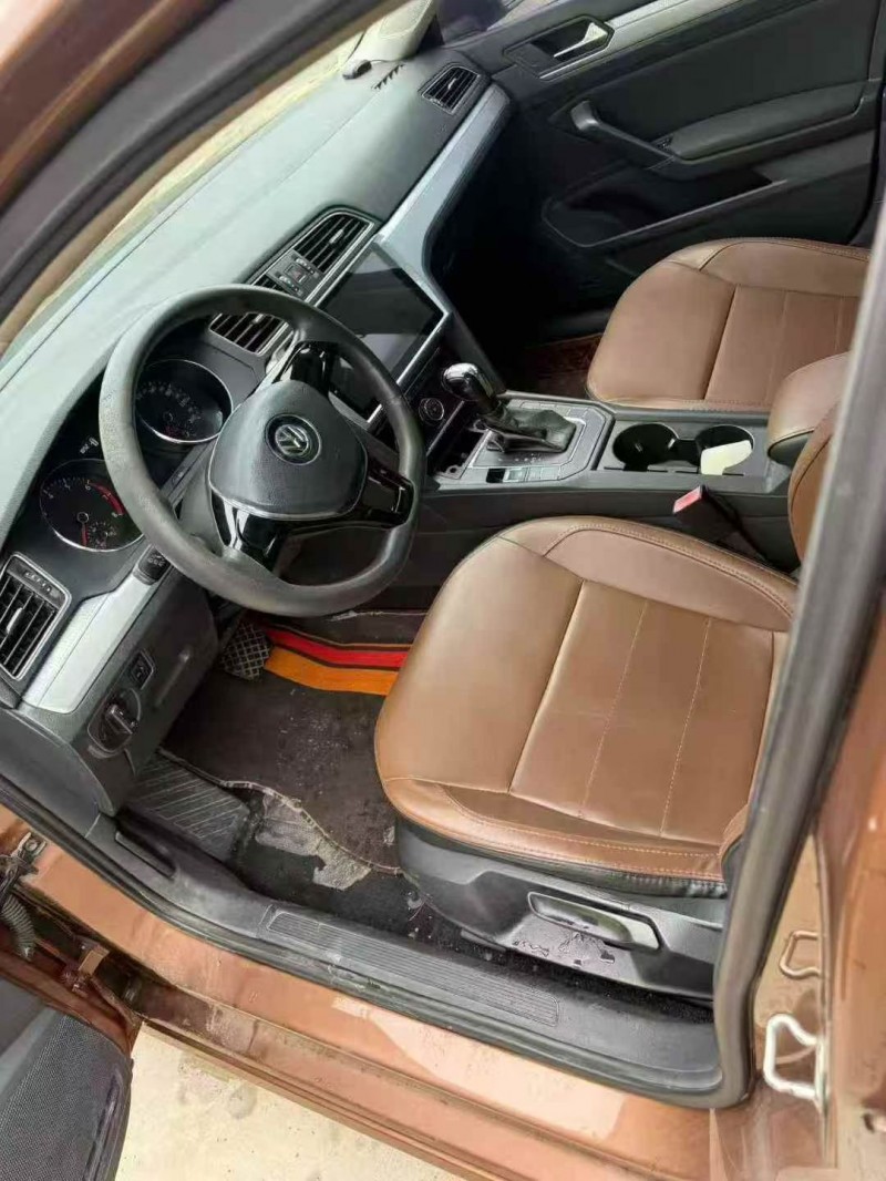 17年青岛大众凌渡