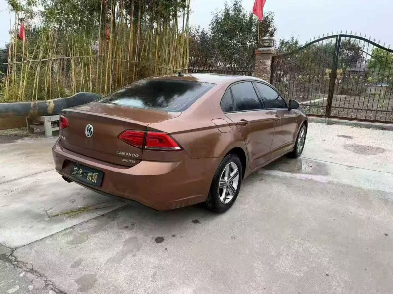 17年青岛大众凌渡