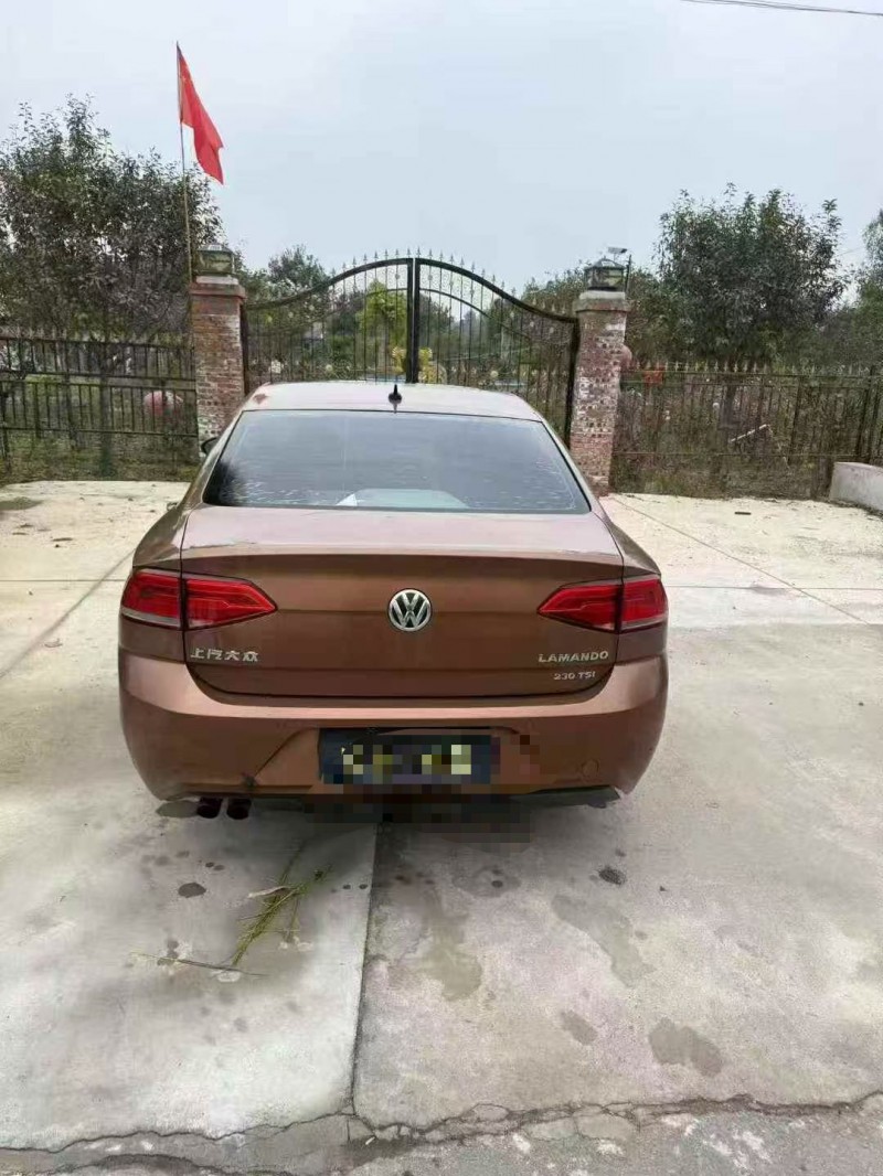 17年青岛大众凌渡