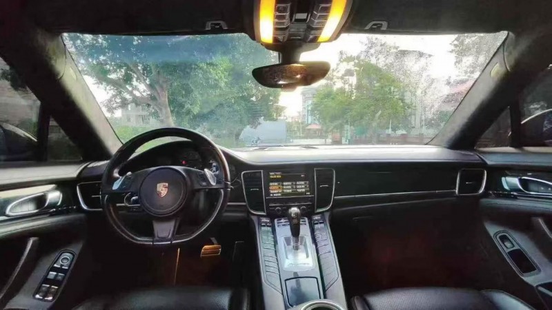 15年汕头保时捷帕拉梅拉