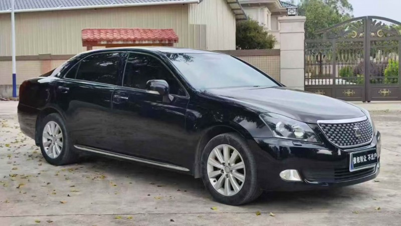 12年深圳丰田皇冠